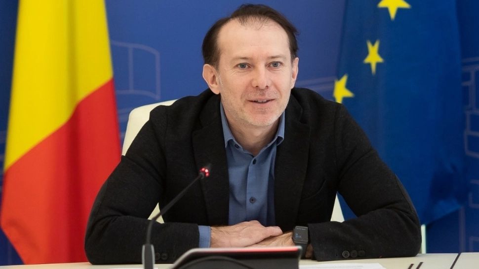 Ce cadou a primit Florin Cîțu de la colegii din USR-PLUS de ziua lui. Premierul împlinește astăzi 49 de ani