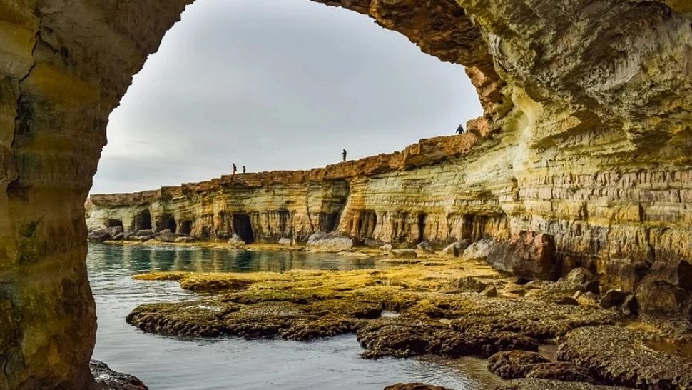 Cipru ridică restricțiile pentru turiști! Ce CONDIȚII speciale impune pentru cei care vor să plece în vacanță