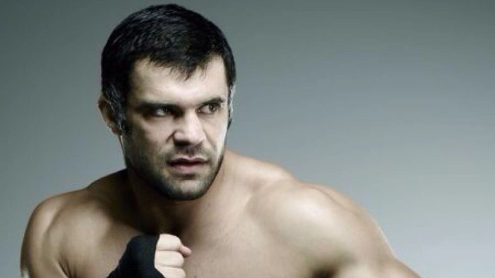 Daniel Ghiță s-a făcut KNOCK-OUT în plenul Parlamentului! Fostul luptător K1, deputat PSD, discurs plin de greșeli gramaticale - VIDEO