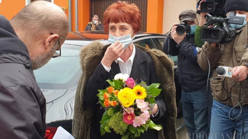 Specialiștii de la Colegiul Medicilor contrazic afirmațiile medicului Flavia Groșan pe tema vaccinului anti-COVID-19