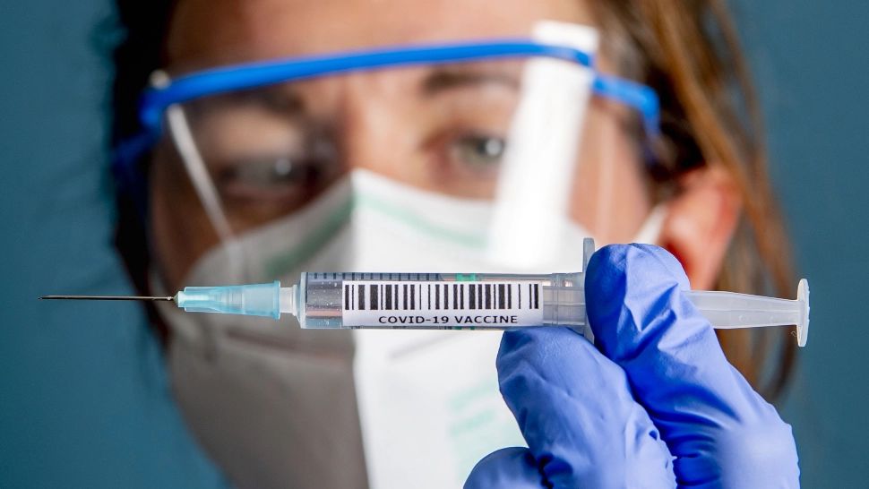 Peste 135.000 de angajați din învățământ s-au vaccinat împotriva SARS-CoV-2