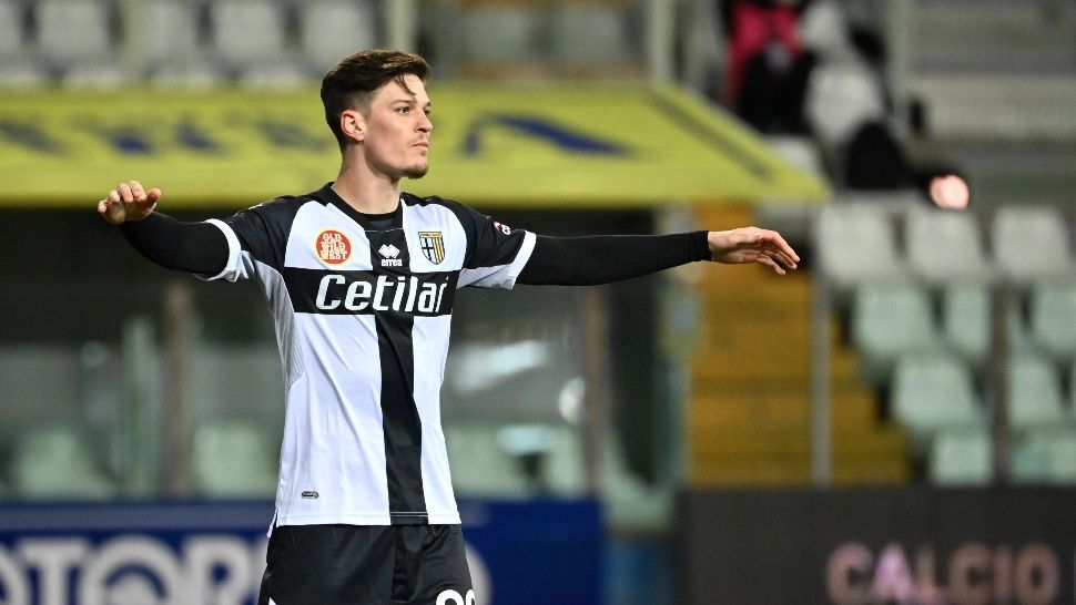 Cum se poate adapta Dennis Man la Trabzonspor: ,,Acolo rezistă numai şmecherii''