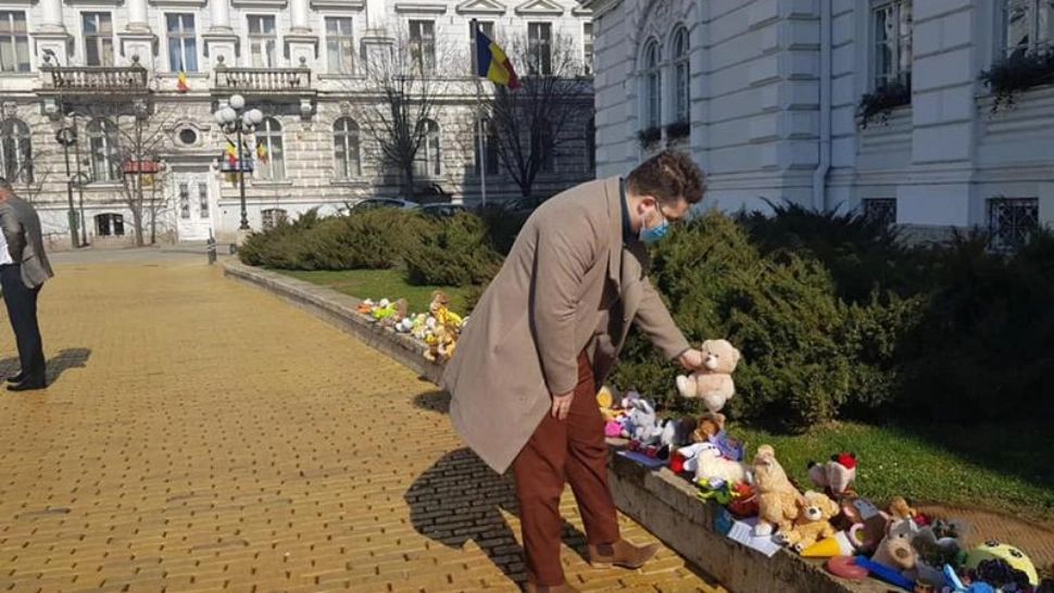 Protest inedit la Arad - Oamenii au ieșit în stradă după moartea unui cățel - Ce i-a revoltat