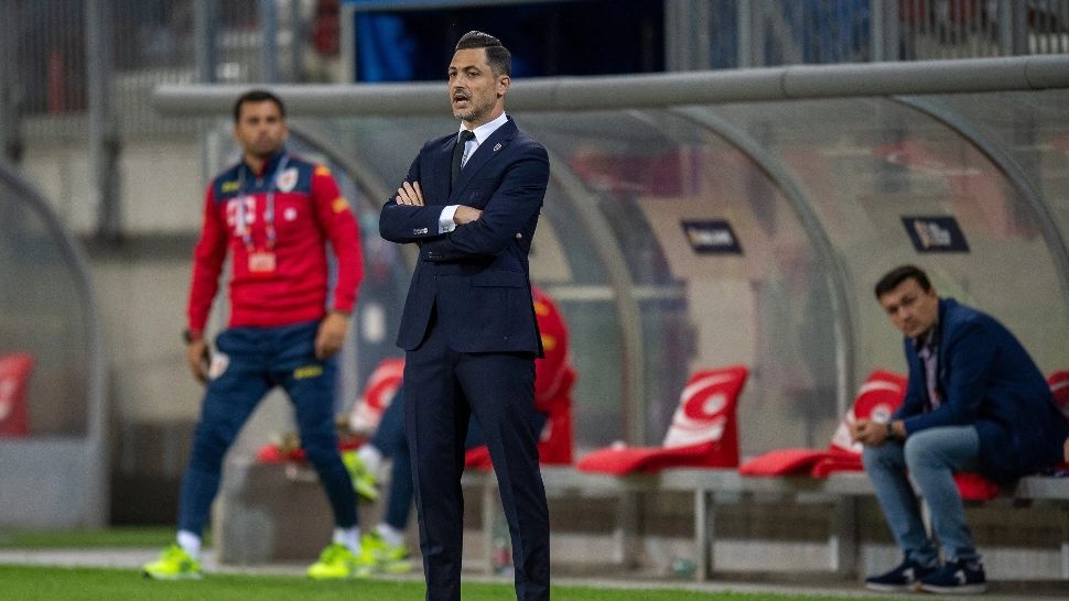 Ultimele vești despre starea de sănătate a lui Mirel Rădoi, infectat cu COVID-19: „Are virusul, dar nu ştie de când!” 