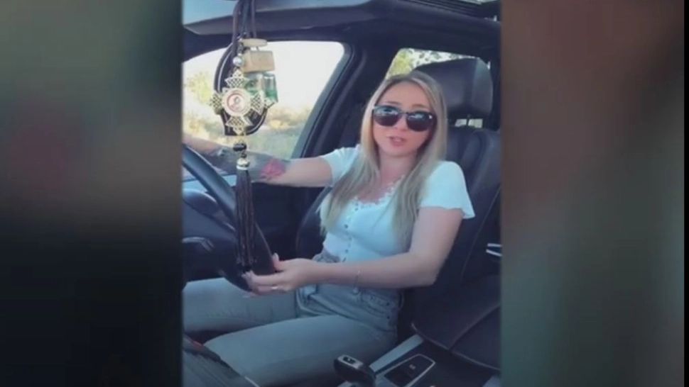 VIDEO | Șoferița româncă de TIR, vedetă pe TikTok