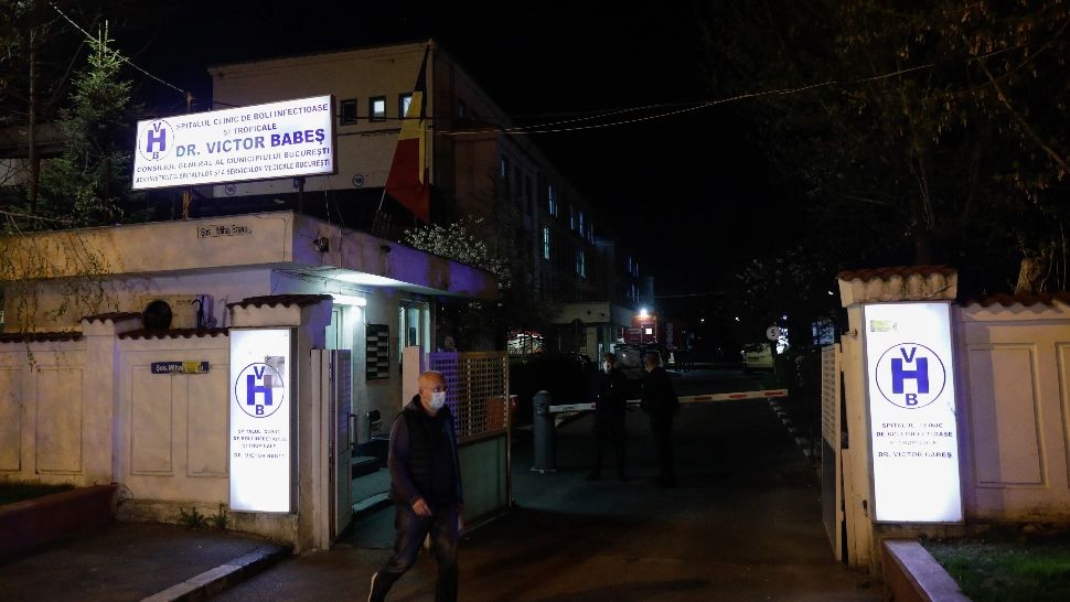 Spitalul „Dr. Victor Babeş”, primele explicații despre moartea celor 3 persoane după pana de oxigen din secția mobilă de ATI