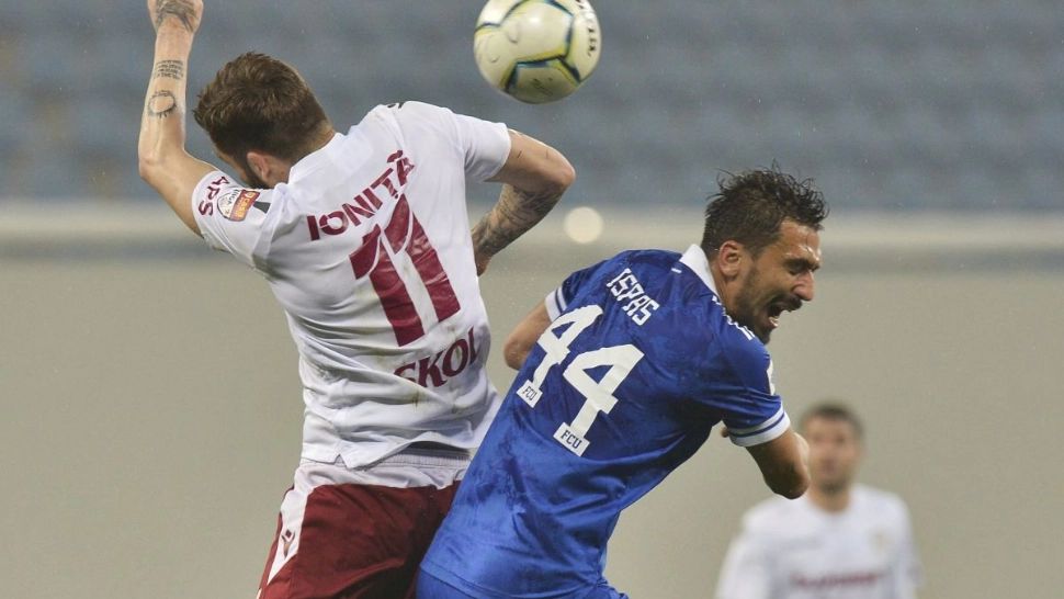 FC ,,U'' Craiova 1948 a ieşit învingătoare din derby-ul cu Rapid