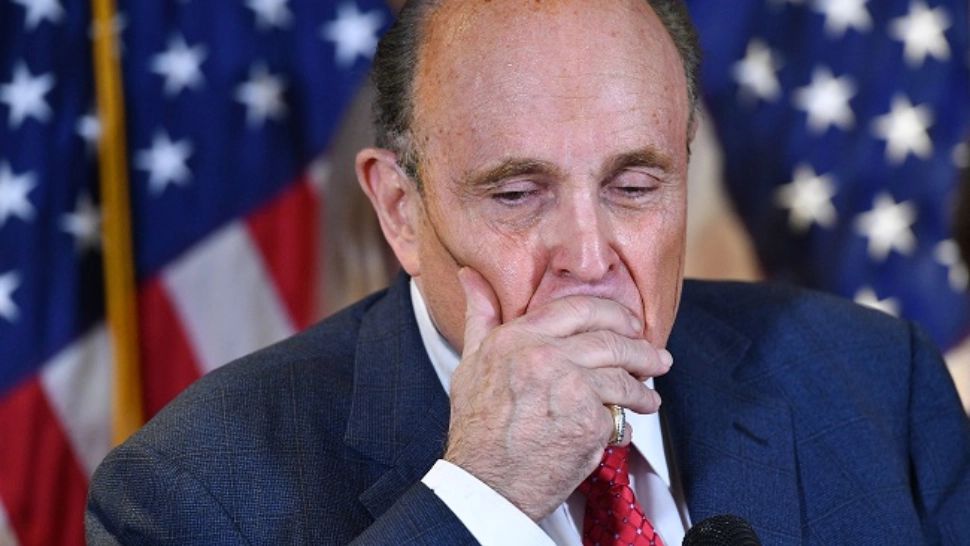 Descinderi în apartamentul lui Rudy Giuliani din New York! Ce au ridicat agenții FBI din casa avocatului lui Donald Trump