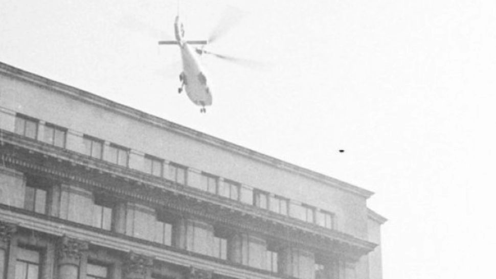 FRF, luată în colimator: ,,Dacă te mai bate Islanda, pleci ca Ceauşescu cu elicopterul''