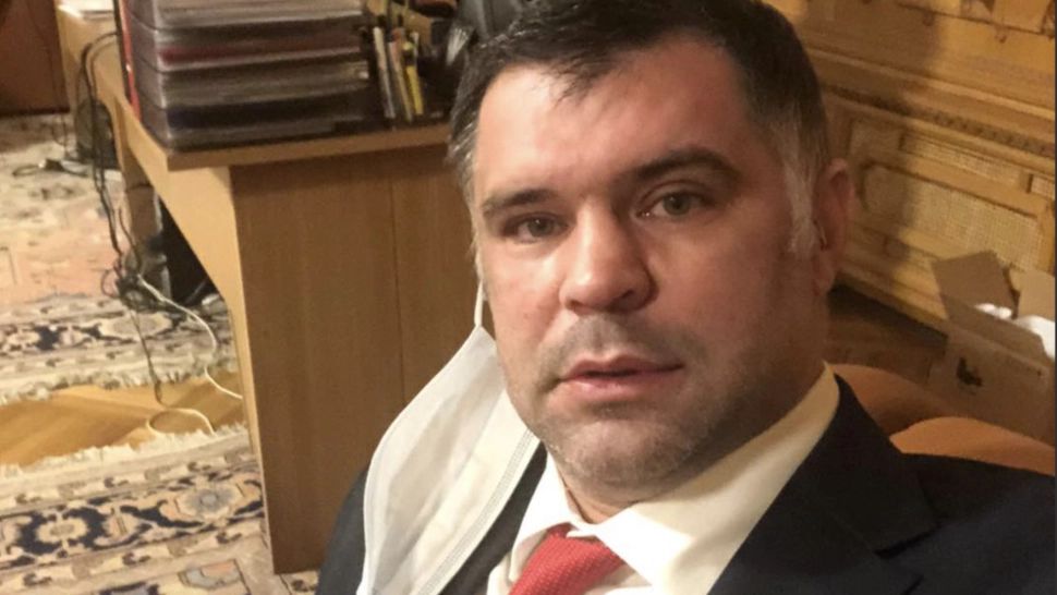 Daniel Ghiță, din nou fără mască în Parlament. Președintele de ședință l-a invitat pe deputatul PSD să părăsească sala VIDEO