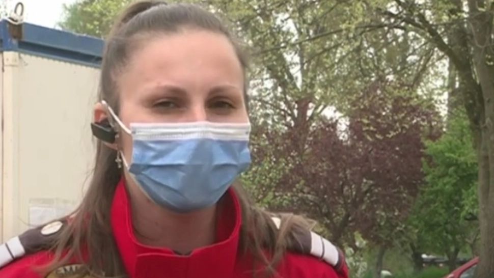 Singura femeie care conduce o ambulanță SMURD în București - mărturii emoționante - VIDEO