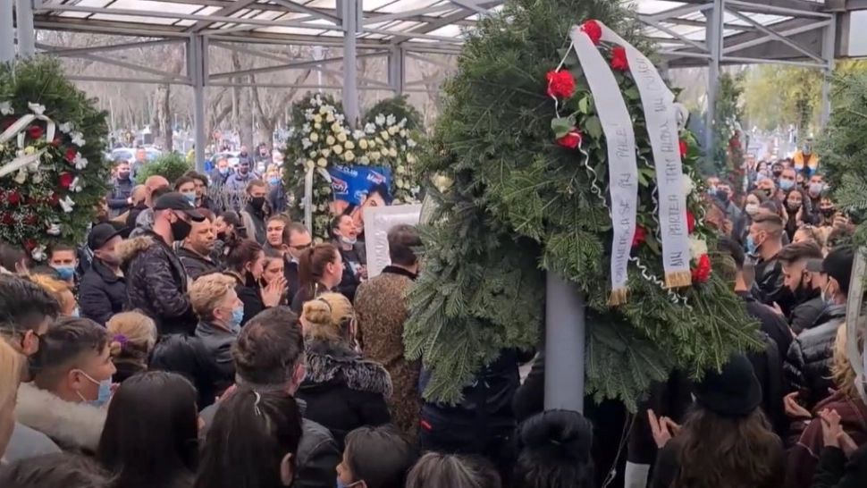 Amenzi de peste 3.600 lei la o înmormântare cu 18 persoane în Ţăndărei