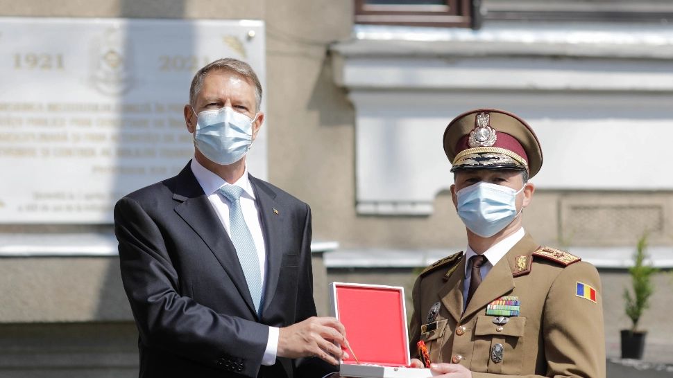 Klaus Iohannis, prima aparițe după protestele din țară: „Virusul nu dispare prin violență și manifestări extremiste”