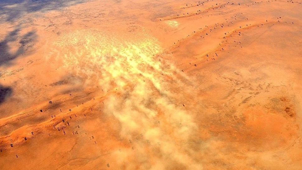 Fenomene meteo EXTEME în Grecia - Furtună de praf saharian - Avertisment MAE