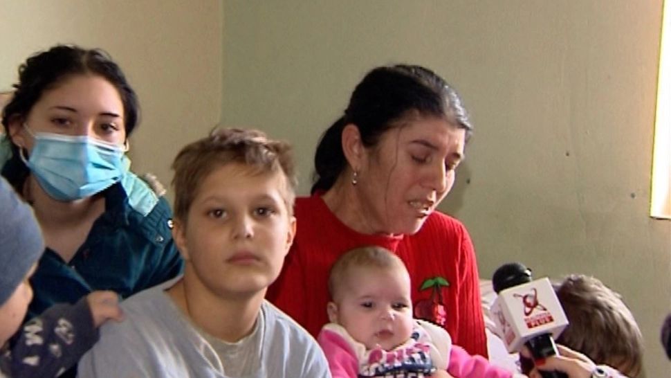 Realitatea de lângă tine. Tatiana și Adrian Mitran duc pe umerii lor o familie numeroasă 