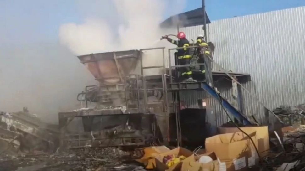 VIDEO | Încă un incendiu în Slatina. Pompierii au intervenit la timp și au evitat extinderea focului