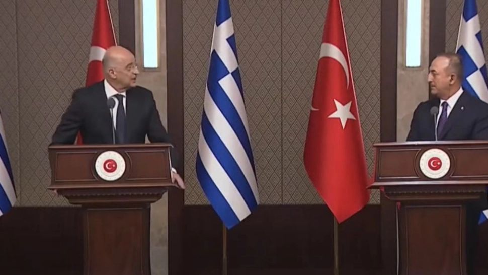 VIDEO | Tensiuni diplomatice între Grecia și Turcia. Miniştrii de externe s-au certat la o conferinţă de presă