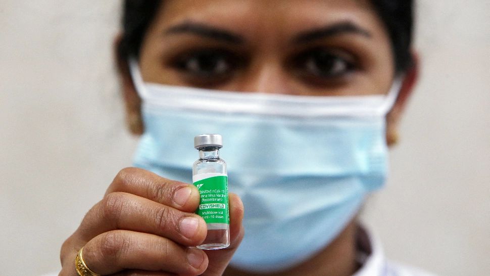 Agenția Europeană pentru Medicamente analizează serul Johnson&Johnson pentru posibile tromboze. Ce au mai descoperit specialiștii în legătură cu AstraZeneca