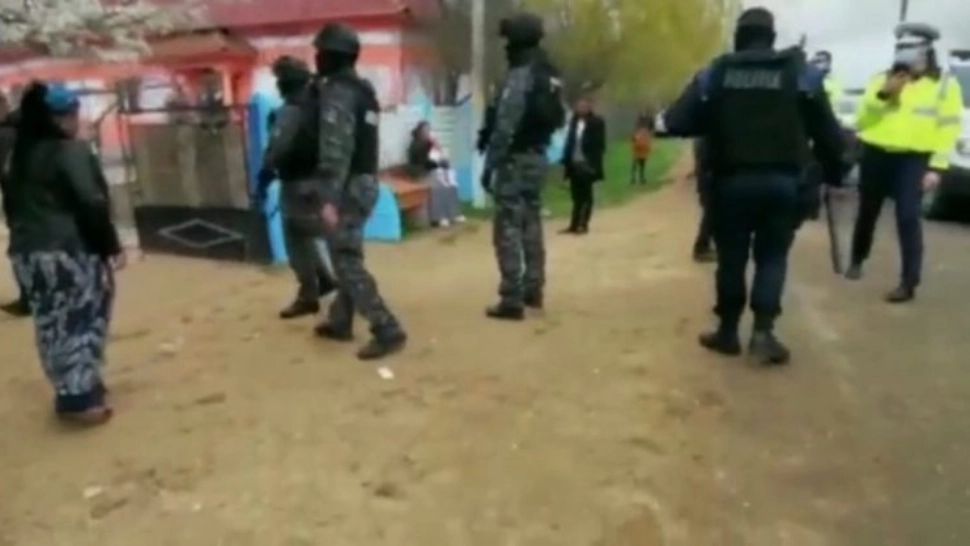 Nuntă întreruptă de mascați - Amenzi uriașe - Imagini cu intervenția autorităților