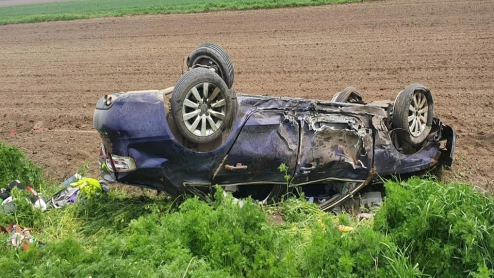 Accident GRAV în prima zi de Paște: Un bebeluș de 8 luni și mama sa, transportați de urgență la spital