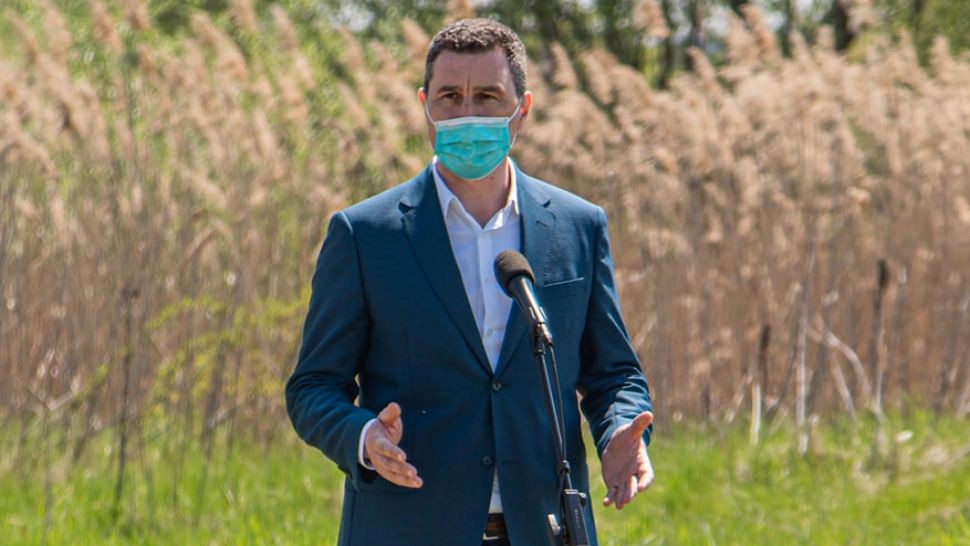 Pedepse mai aspre pentru cei care agresează pădurarii - proiect depus de ministrul Mediului în Parlament