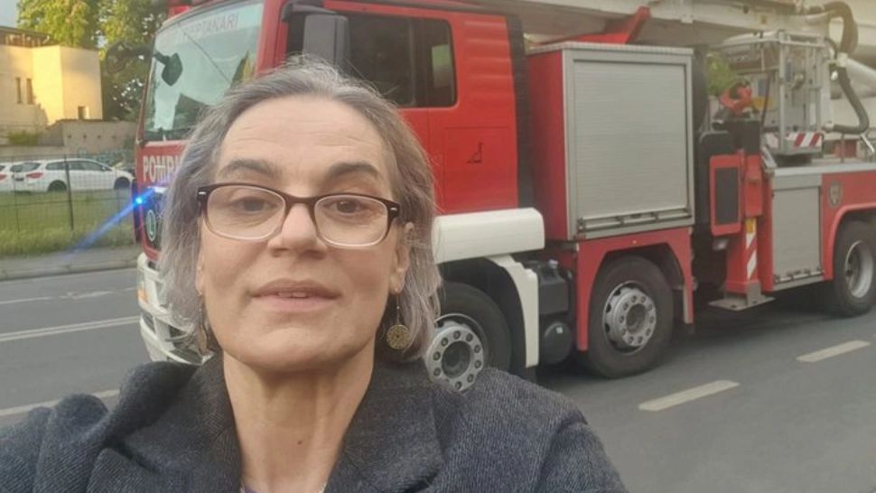 Acoperișul Teatrului Evreiesc, luat de vânt