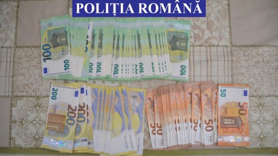 Mașină cumpărată cu bani FALȘI, la Iași. Suspectul, reținut