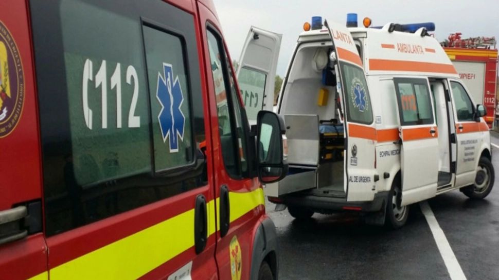 Accident rutier cu trei mașini, în Mamaia. O persoană a ajuns la spital
