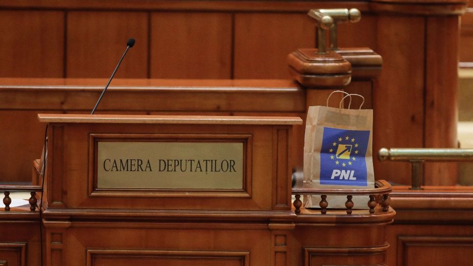INSOMAR - SONDAJUL care dinamitează scena politică. Pe cine vor românii, de fapt, la guvernare