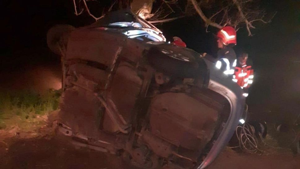 Tragedie pe șosea.  O adolescentă a murit, alți 4 tineri sunt grav răniți, în urma unui accident produs în județul Tulcea
