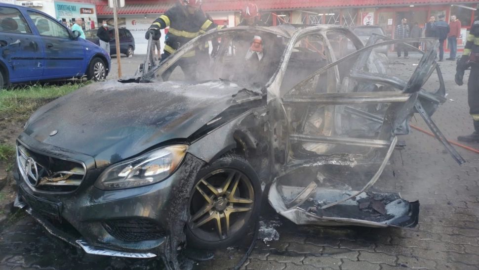 Noi informații despre atentatul de la Arad: Bomba a costat 3.000 de euro și a fost adusă din Serbia