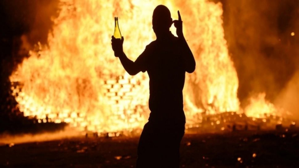 Gest EXTREM al unui bărbat din Cugir: A incendiat casa familiei fostei iubite pentru a se RĂZBUNA