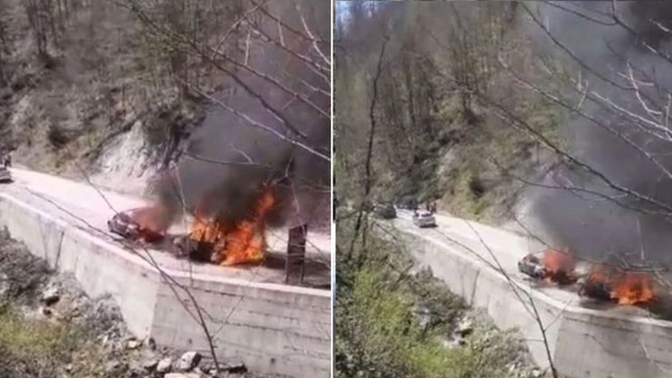 Incendiu în parcarea sitului arheologic Sarmisegetusa Regia, două mașini au ars