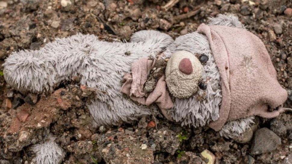 Profesor de arte din Iași, condamnat pentru pornografie infantilă. Ademenea minore pentru "a le studia vizual părțile anatomice"