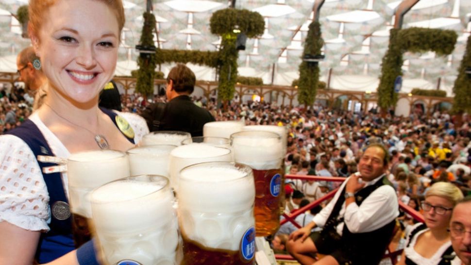 Germania ANULEAZĂ, pentru al doilea an, festivalul de bere Oktoberfest, din cauza coronavirusului
