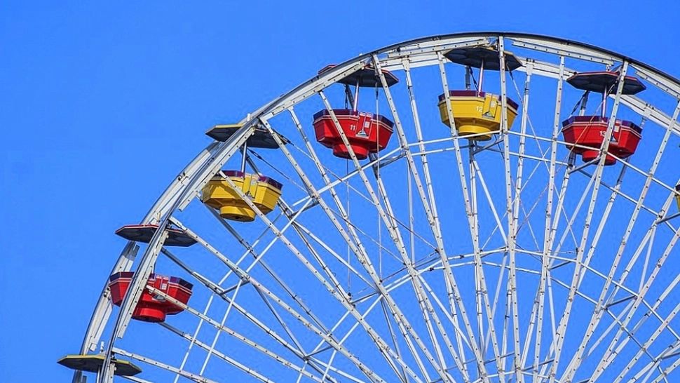 Campanie inedită de vaccinare - Tichete cadou la un parc de distracții pentru arădenii care se imunizează împotriva Covid