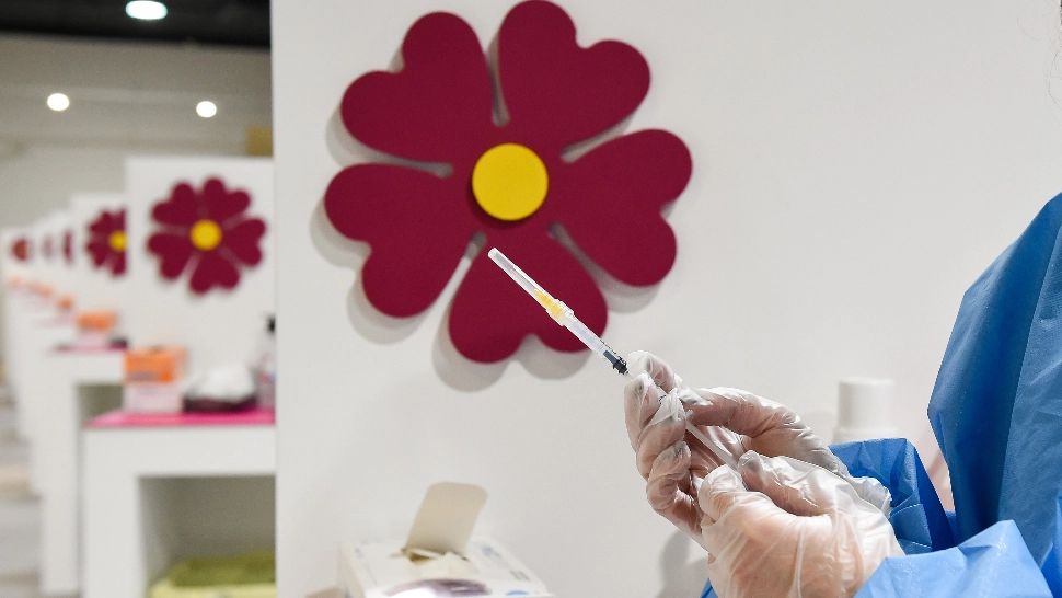 „Cadou” inedit pentru cei care se vaccinează, într-un stat din SUA: vor primi arme de foc