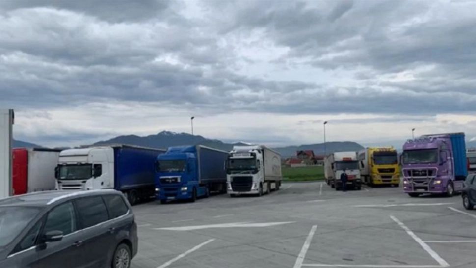 VIDEO Proteste de amploare pe DN1 A Brașov -  Cheia, coloană de TIR-uri pe sute de metri 