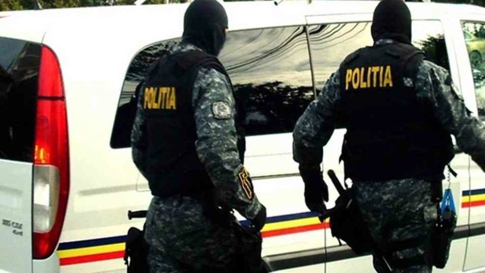 Percheziții la Primăria Ciorani, într-un dosar privind fraudarea rezultatelor alegerilor locale: Sunt vizați primarul și angajați ai primăriei