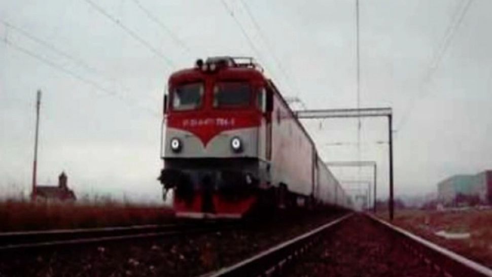 Accident feroviar în Ilfov: O mașină a fost lovită de tren! Șoferul a decedat