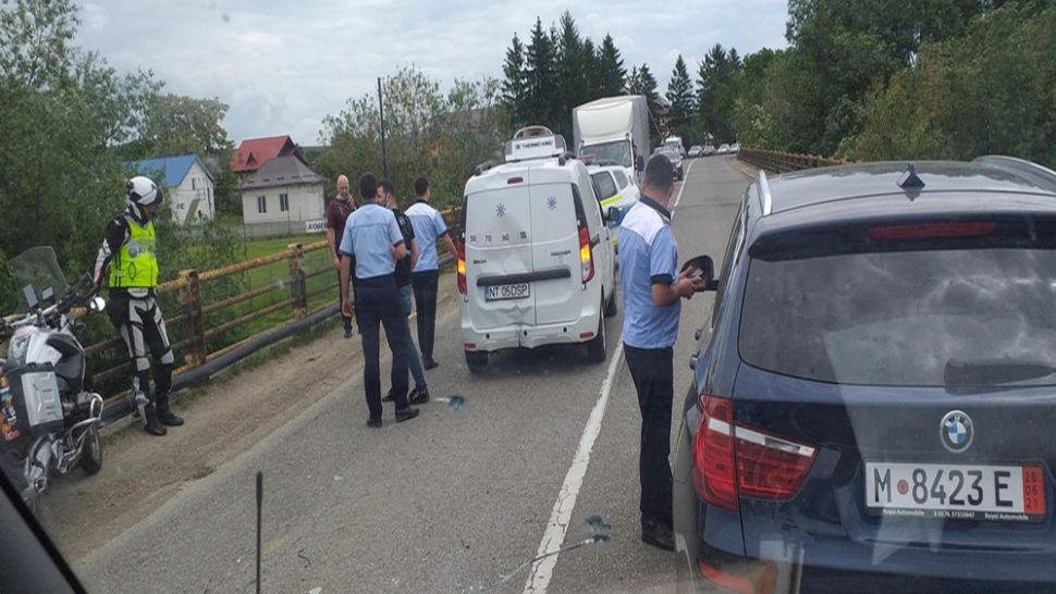 Mașină DSP cu vaccinuri, implicată într-un accident rutier 