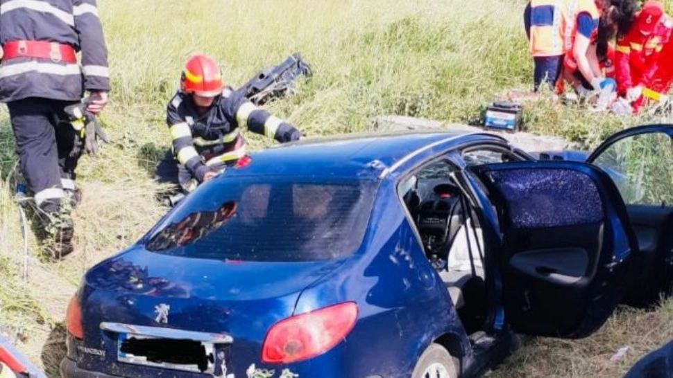 O avocată din Târgu Jiu a murit într-un groaznic accident rutier. Fiicele gemene, grav rănite