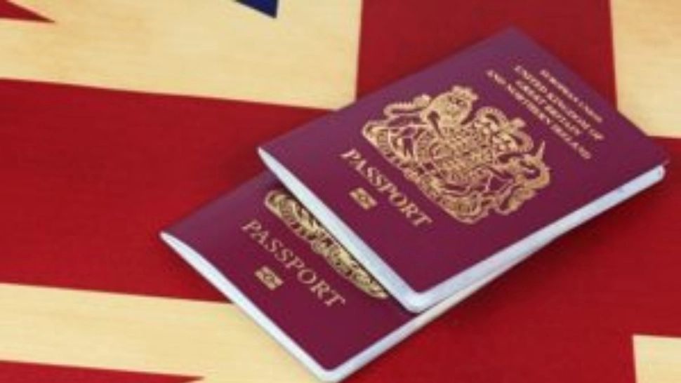 Noi REGULI pentru românii din Marea Britanie: obligaţi să solicite rezidenţa până la 30 iunie