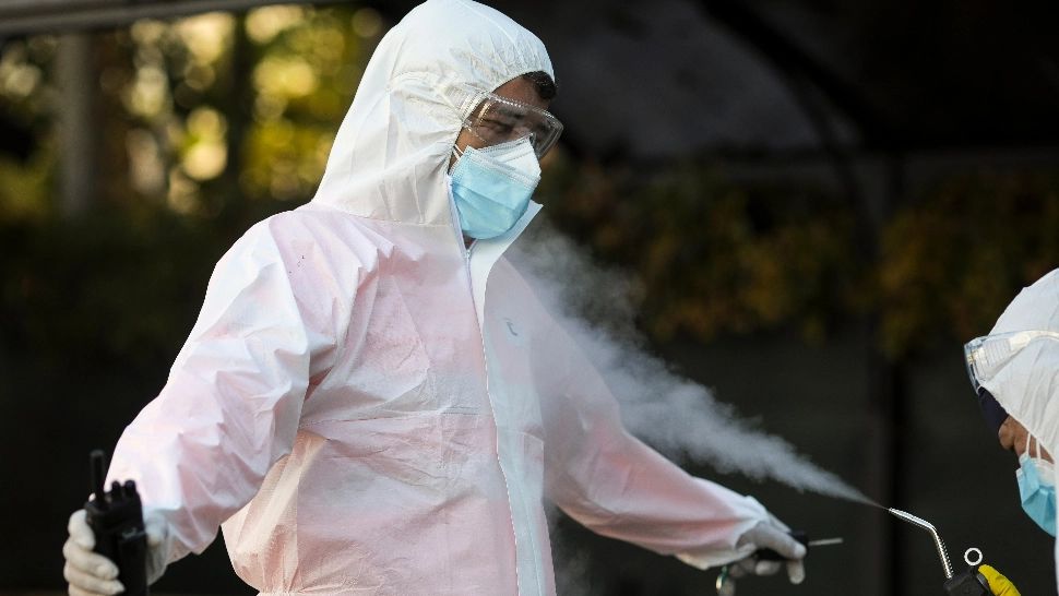 România, amenințată de tuplina indiană Covid. Gheorghiță: La sfârșitul lui august, vom avea 9 din 10 cazuri 