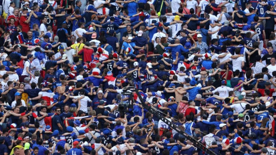 Suporterii francezi, afectaţi înaintea jocului de pe Arena Naţională! Ce s-a întâmplat