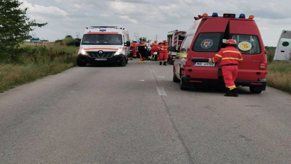 Accident grav cu 3 victime în Olt - Trafic blocat