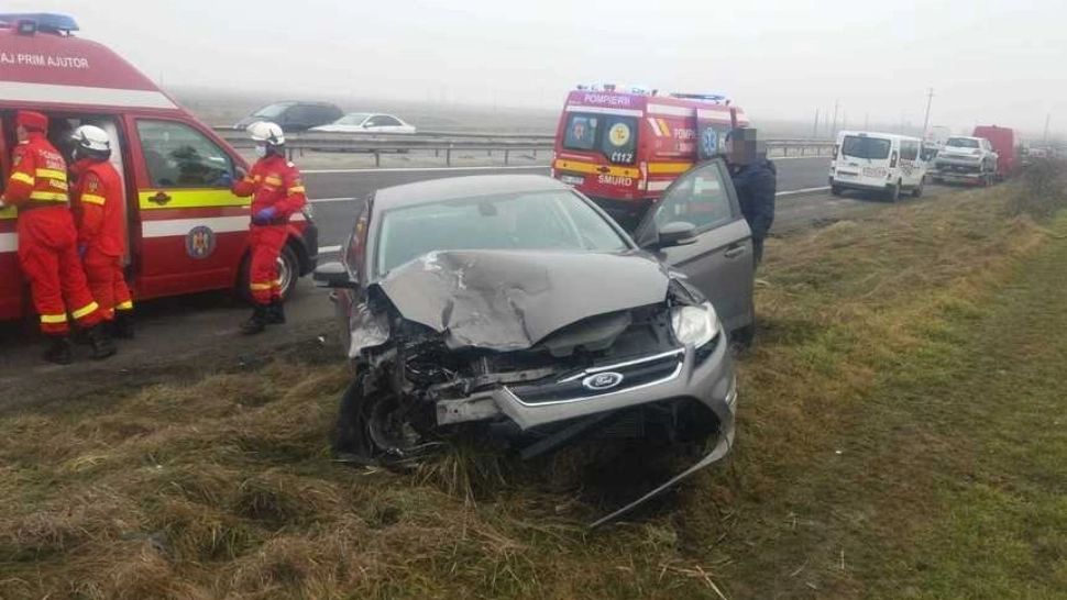 Accident grav: patru mașini implicate, 11 oameni răniți. Printre victime sunt și patru copii