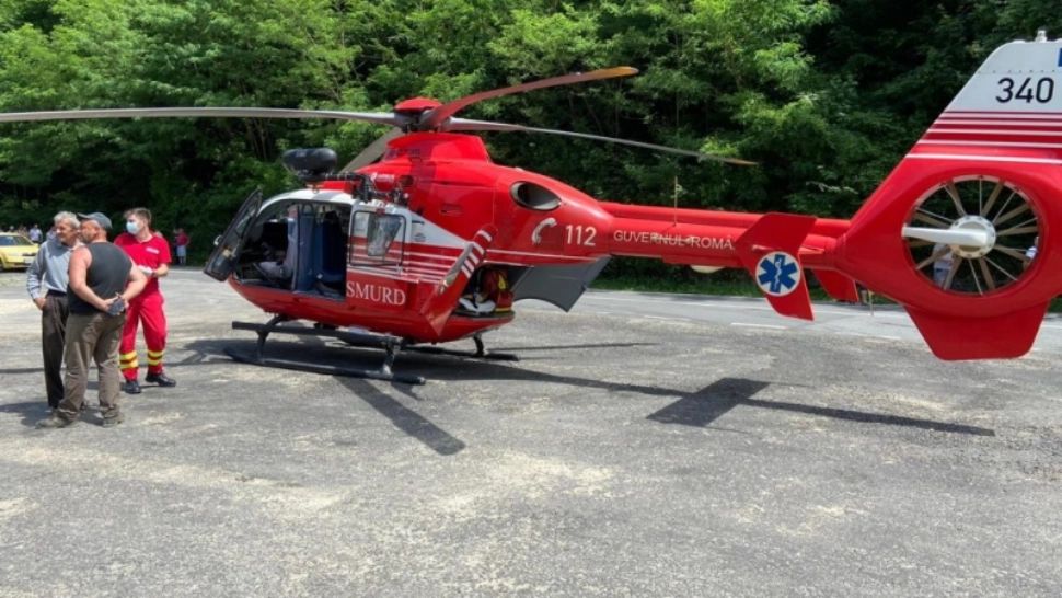 Accident grav pe Transalpina - Un motociclist a murit - Salvatorii au intervenit cu un elicopter