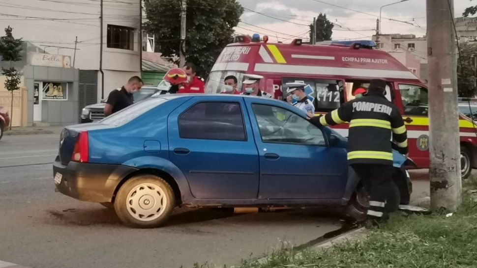 VIDEO - Accident grav în Brăila - Un șofer beat, la un pas de o tragedie mare
