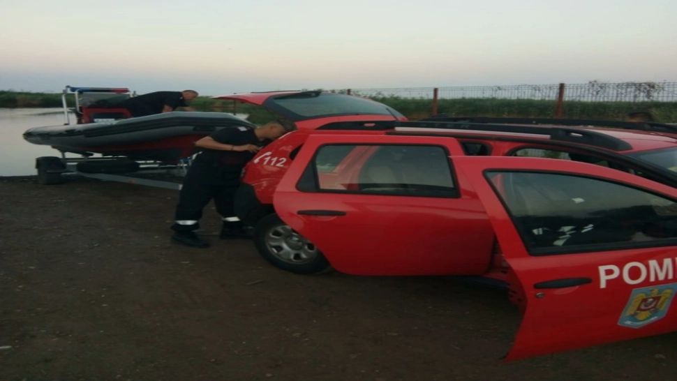 FOTO Bărbatul dat dispărut, sâmbătă seara, pe Lacul Golovița -Sinoe, a fost GĂSIT. Cum se simte